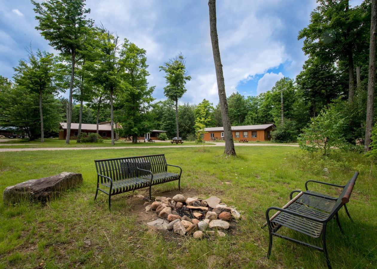 Madawaska Lodge-Cottage Kültér fotó