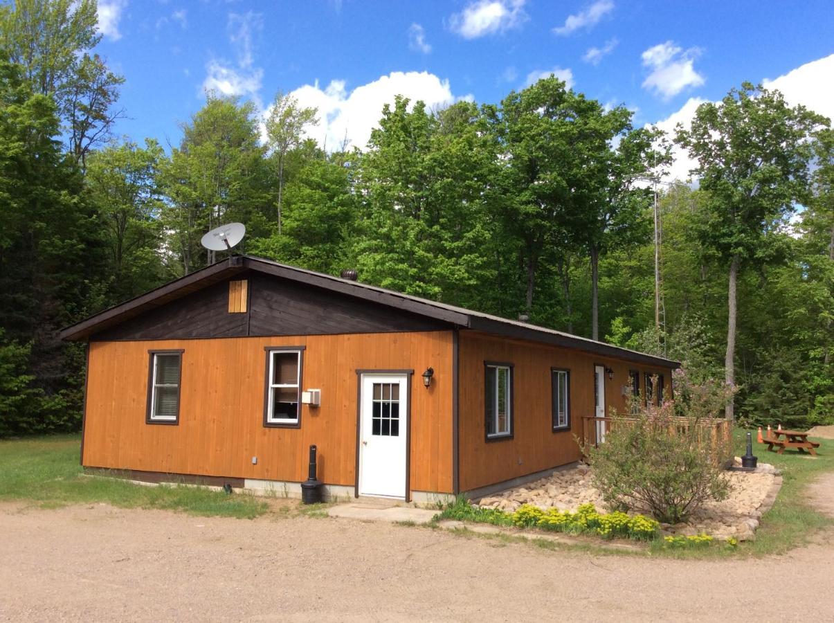 Madawaska Lodge-Cottage Kültér fotó